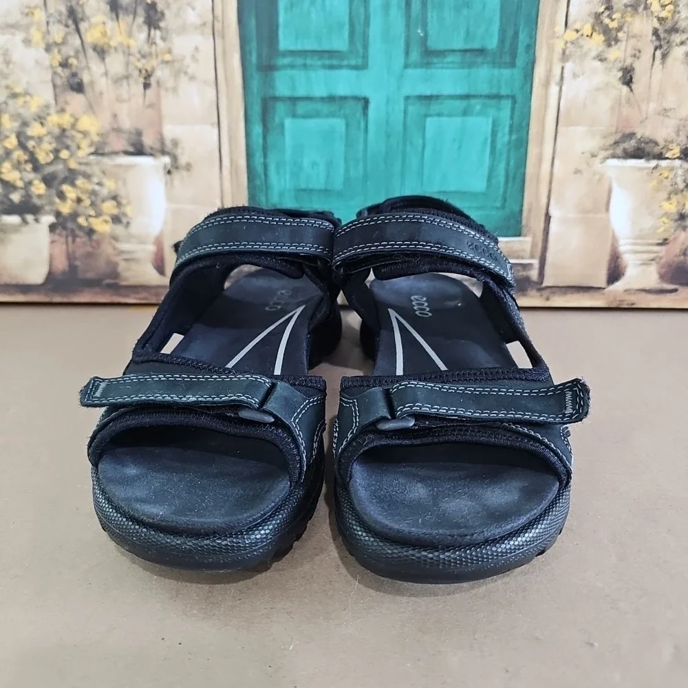 ECCO Sport Womens Yucatan Plus Offroad Sandals EU 40 US 8.5-9 Black Leather‎